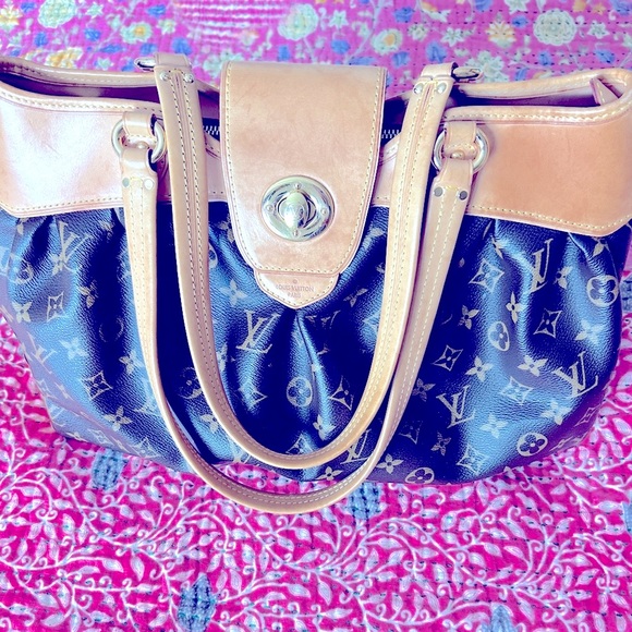 🔥LOUIS VUITTON🔥 VINTAGE CLASSIC BOETIE HANDBAG (2009 - 2013) IMMACULATE 💖 - Picture 5 of 15